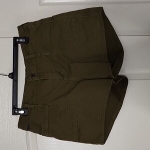 KÜHL women's size 12 green shorts, front and back pockets drawstring Kuhl